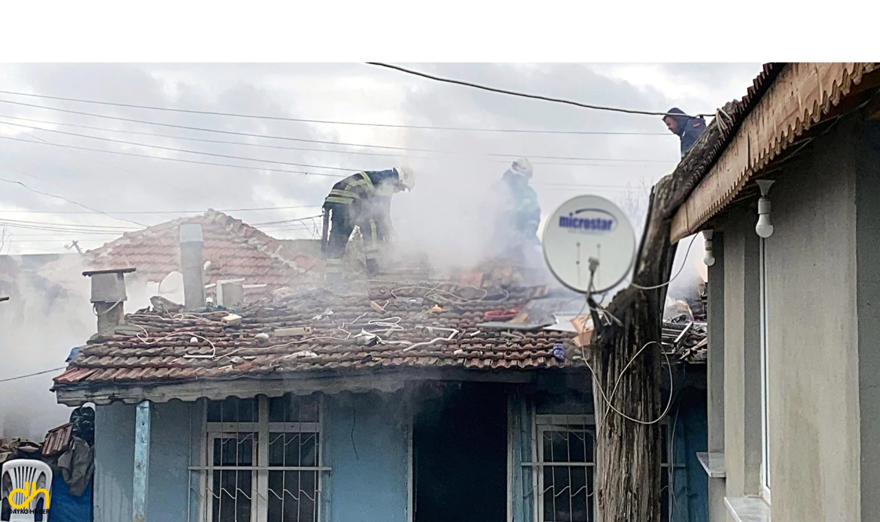 Çorlu'da Ev Yangını