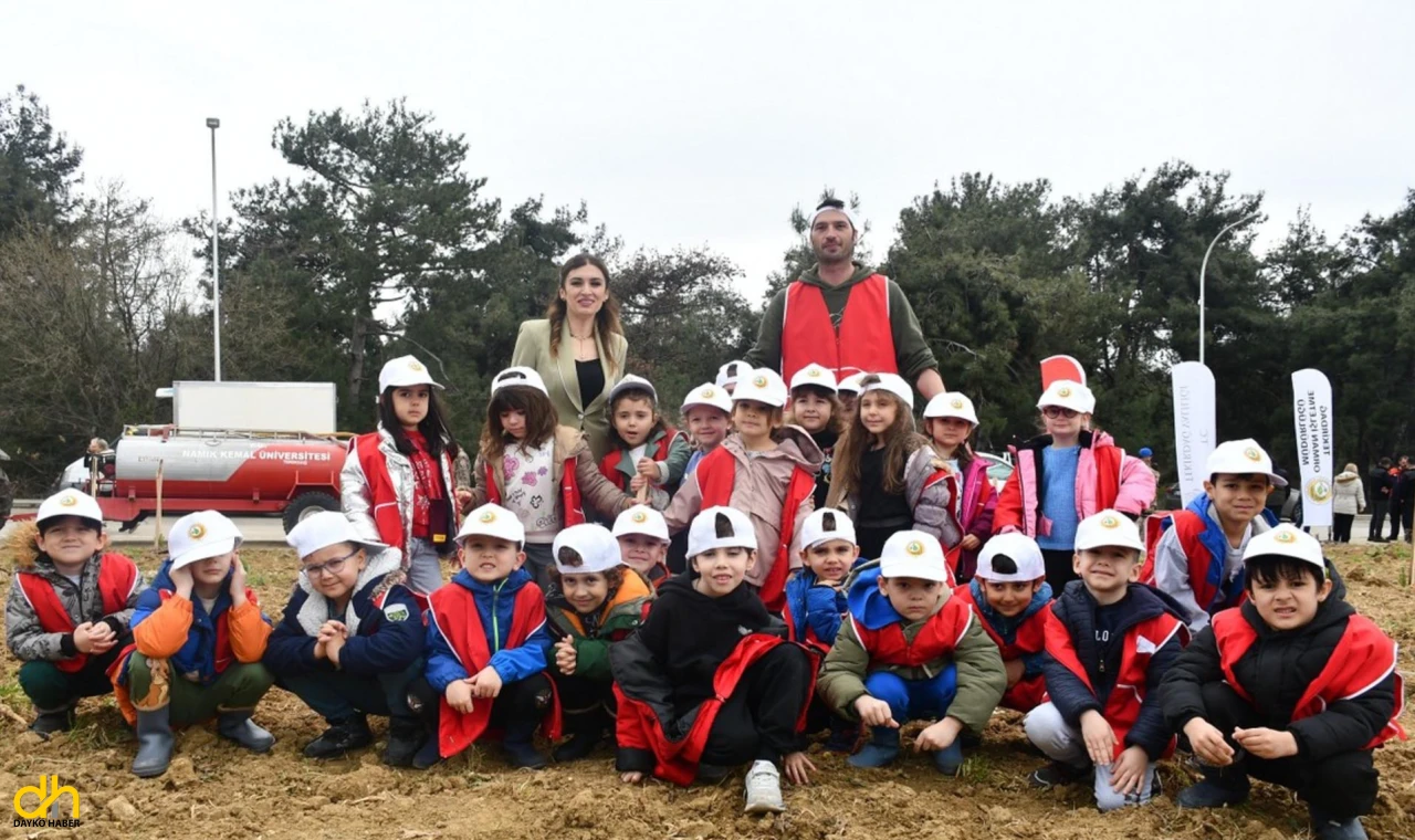 NKÜ’de Fidan Dikim Etkinliği Gerçekleştirildi