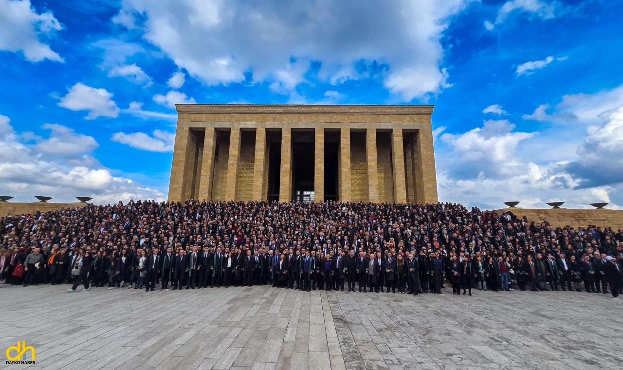 Avukatlar Ankara'da Buluşarak Tek Yürek Oldu