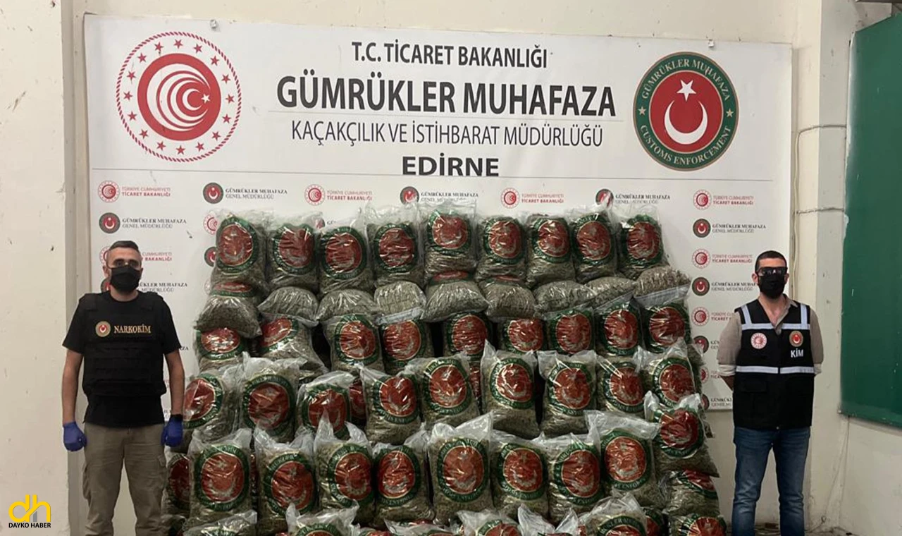 418 milyon liralık uyuşturucu ve kaçak eşya ele geçirildi