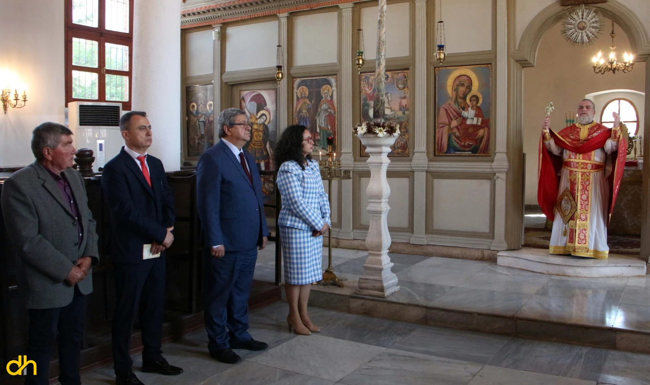 Bulgar Kilisesi’nde ‘Aziz Georgi Günü’ ayini düzenlendi
