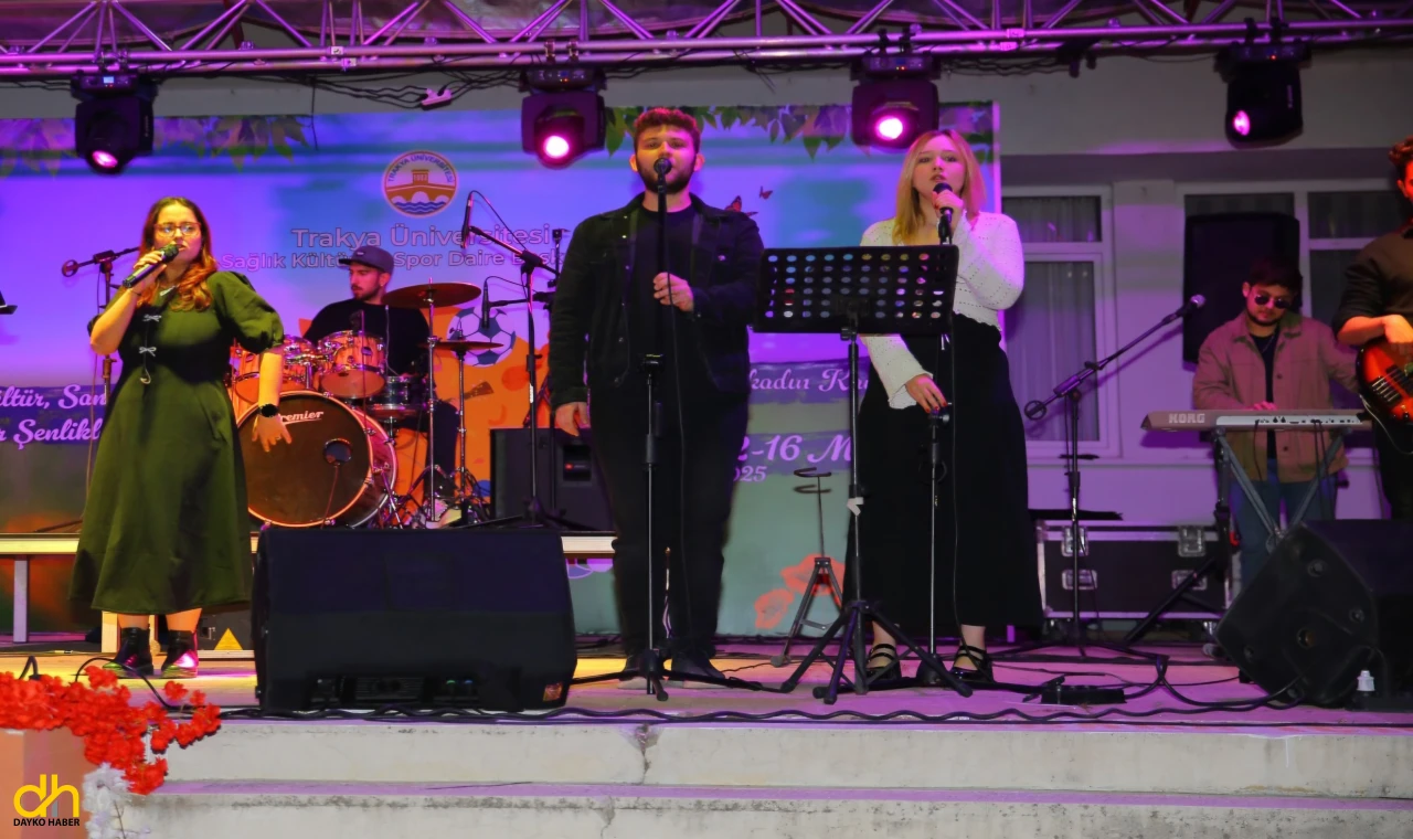 TÜ’de bahar şenliklerinde konserler verildi