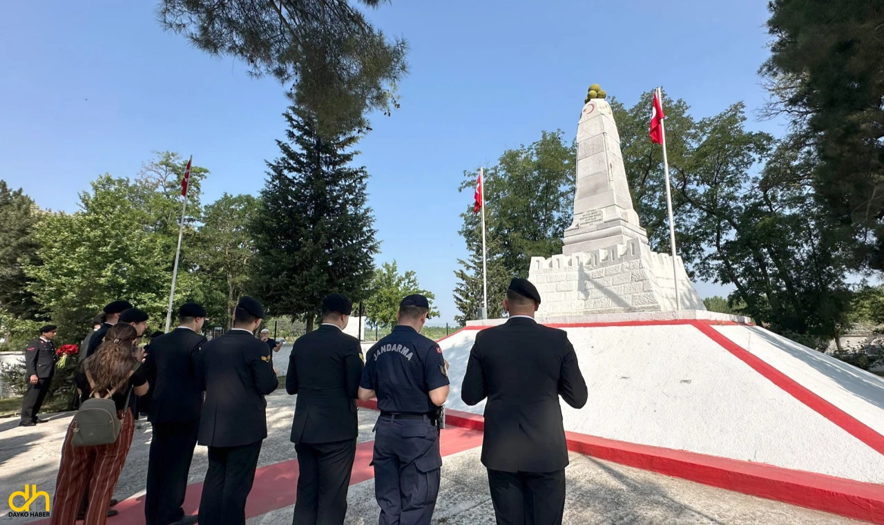 Jandarmanın kuruluş yıl dönümünde şehitler anıldı