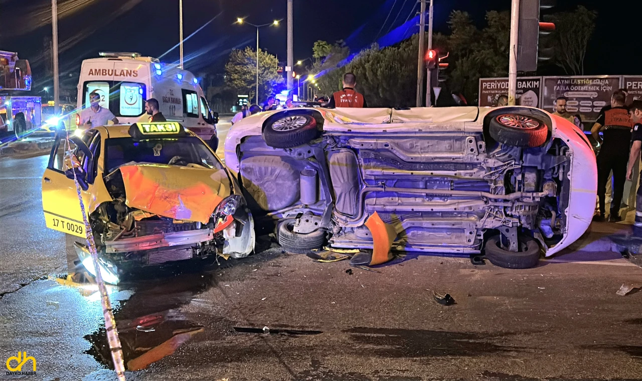 Taksi ile otomobil çarpıştı, 8 kişi yaralandı