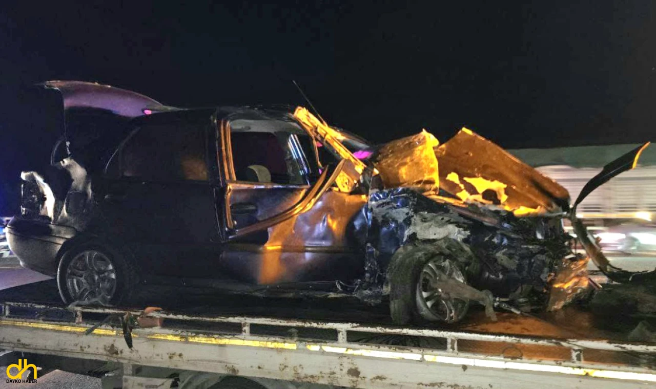 Edirne’de, otomobille hafif ticari aracın çarpıştığı kazada 5 kişi yaralandı