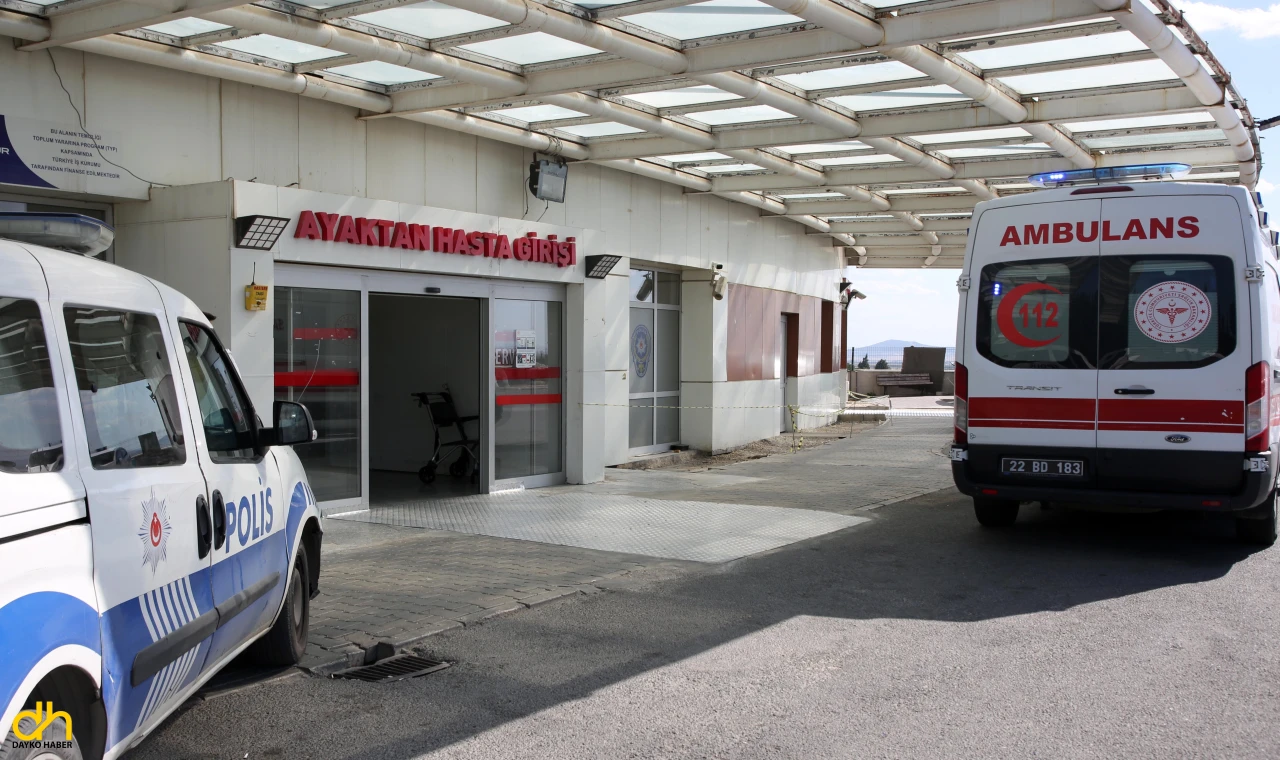 Fare zehiri yutan bebek, hastanede tedaviye alındı