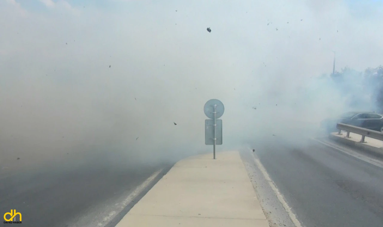 Silivri’de, ağaçlık alanda çıkan yangının ardından, TEM bağlantı yolu trafiğe kapandı