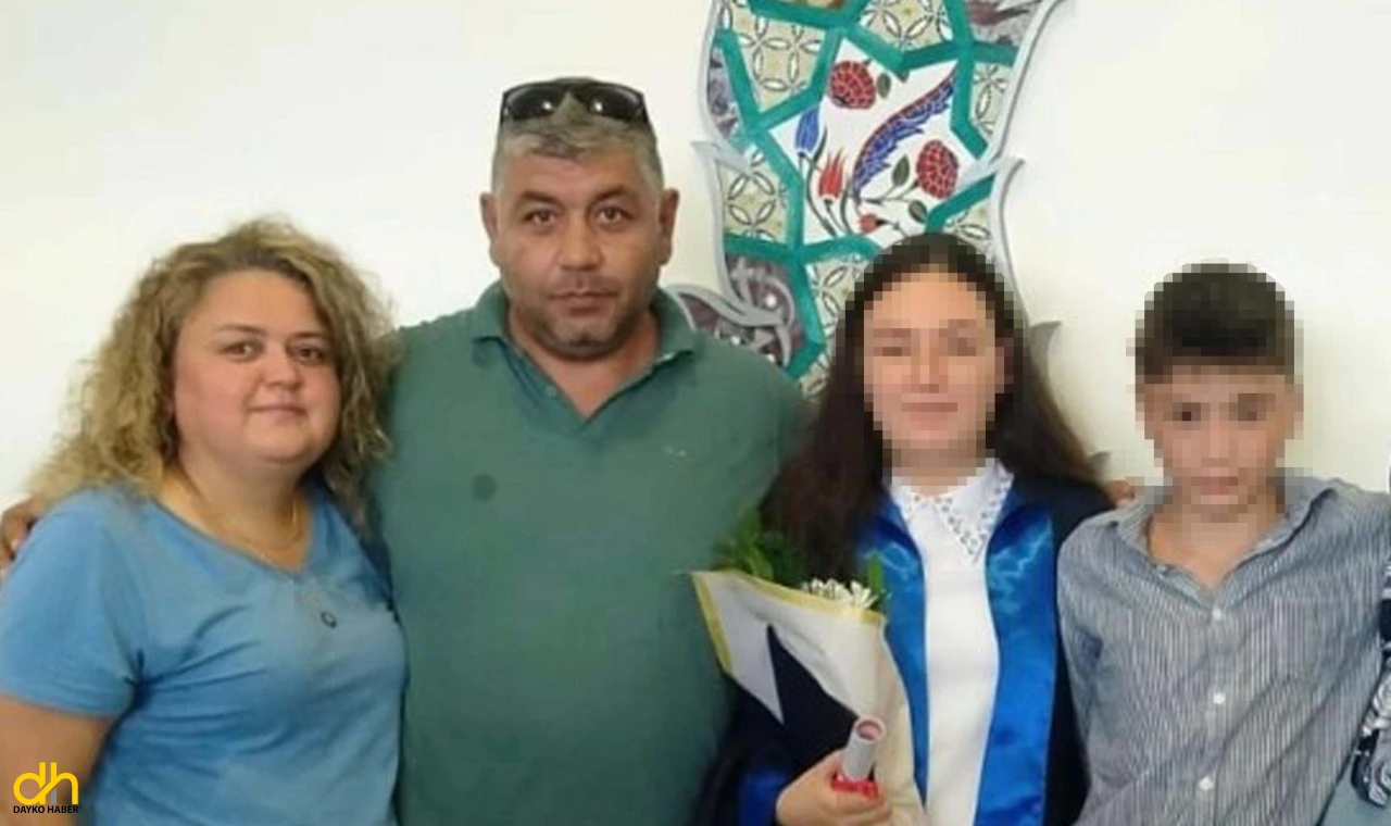 Ayağına basan sınıf arkadaşını döverek hastanelik etti