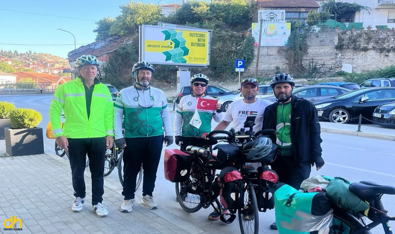 Bağımlılıkla mücadele için 500 kilometre pedal çevirdiler