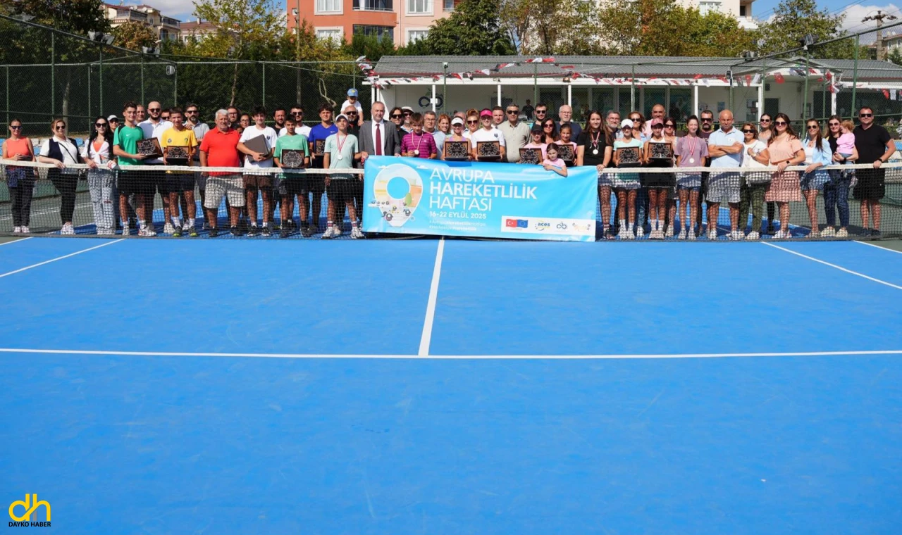 Çorlu 16 Yaş Sonbahar Kupası Tenis Turnuvası sona erdi