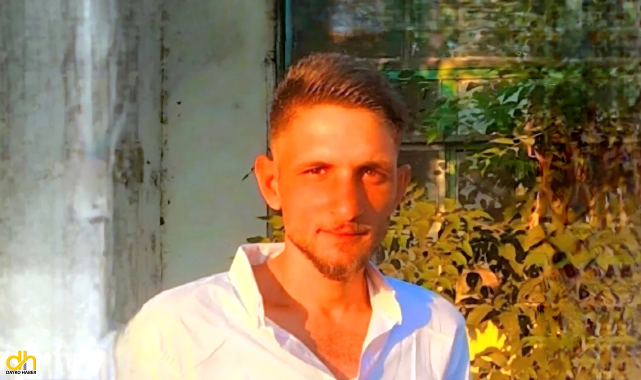 Kestiği ağacın altında kalan genç yaşamını yitirdi