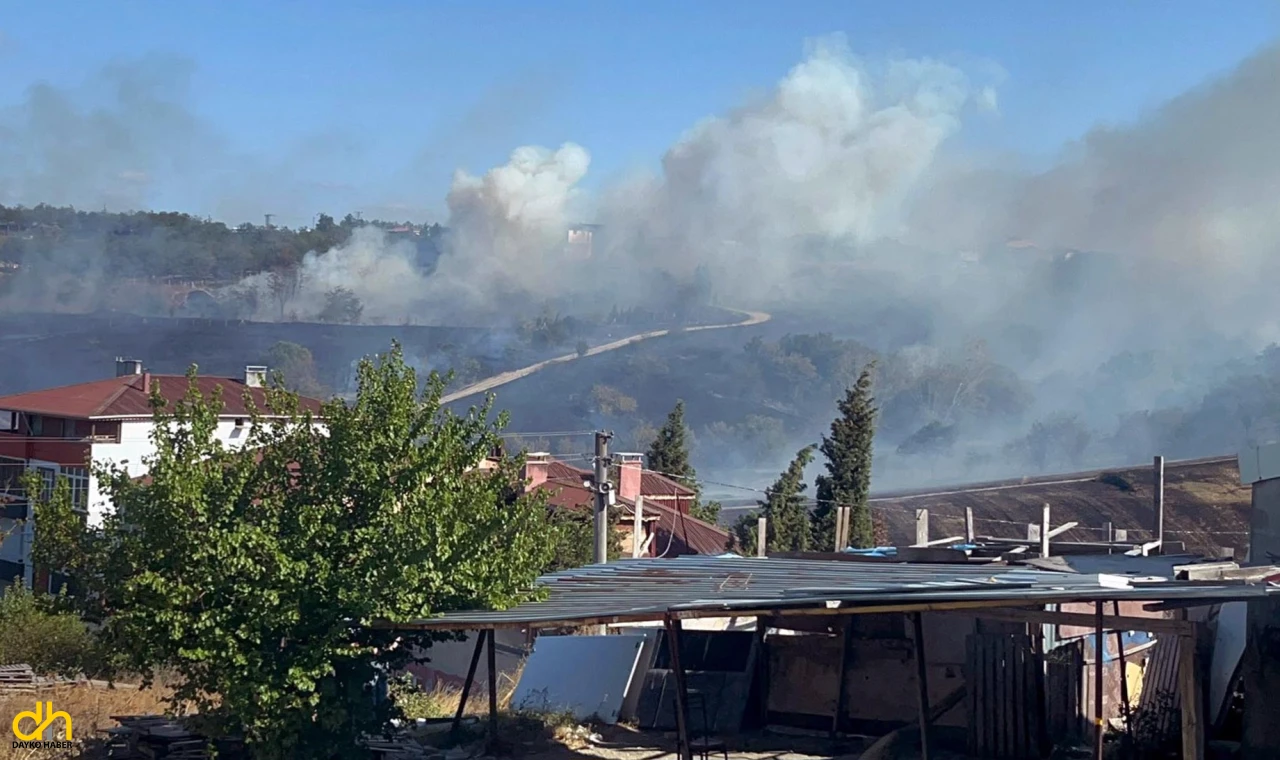 Ot yangınında fabrikaları duman kapladı, işçiler evlerine gönderildi