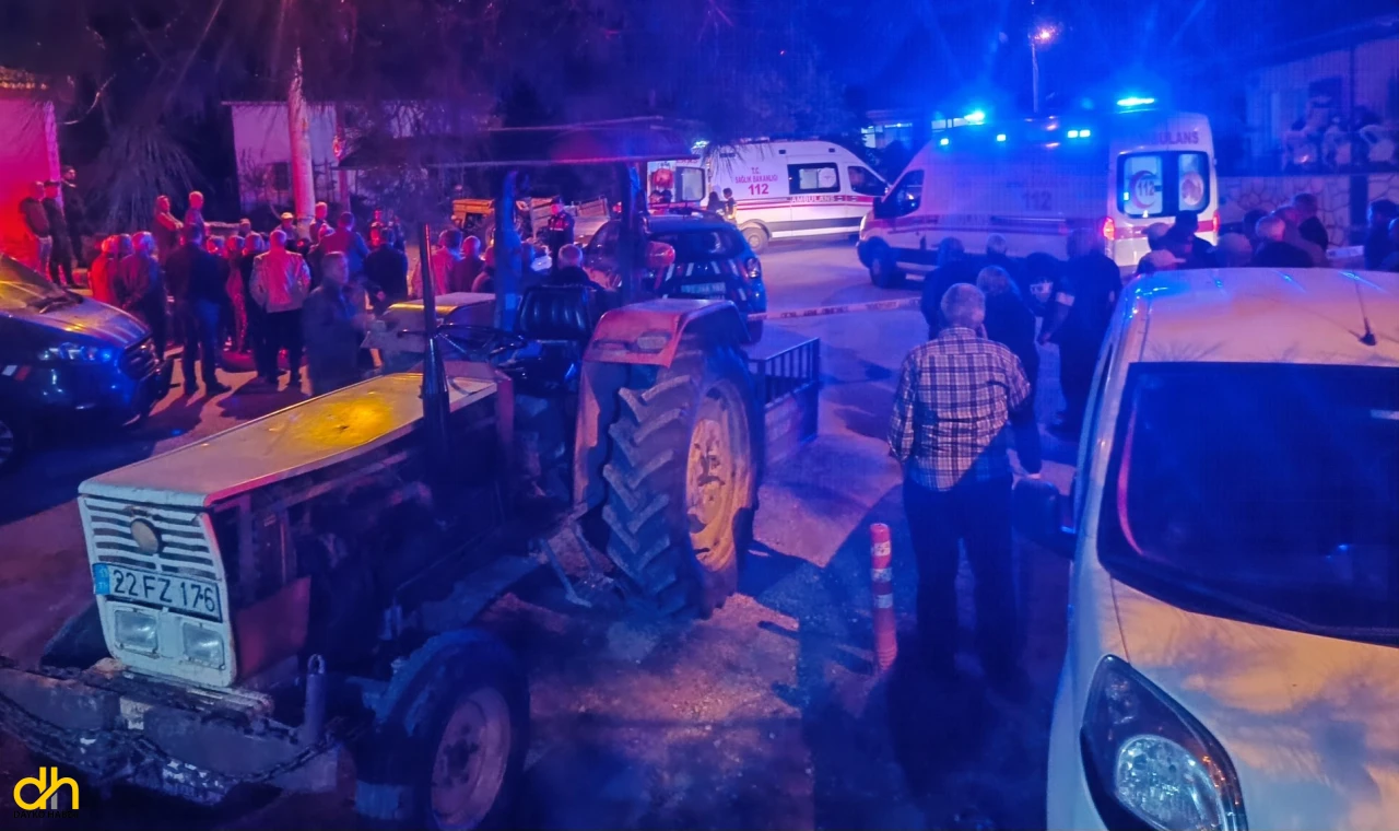 2 arkadaşını köy meydanında tüfekle öldürdü