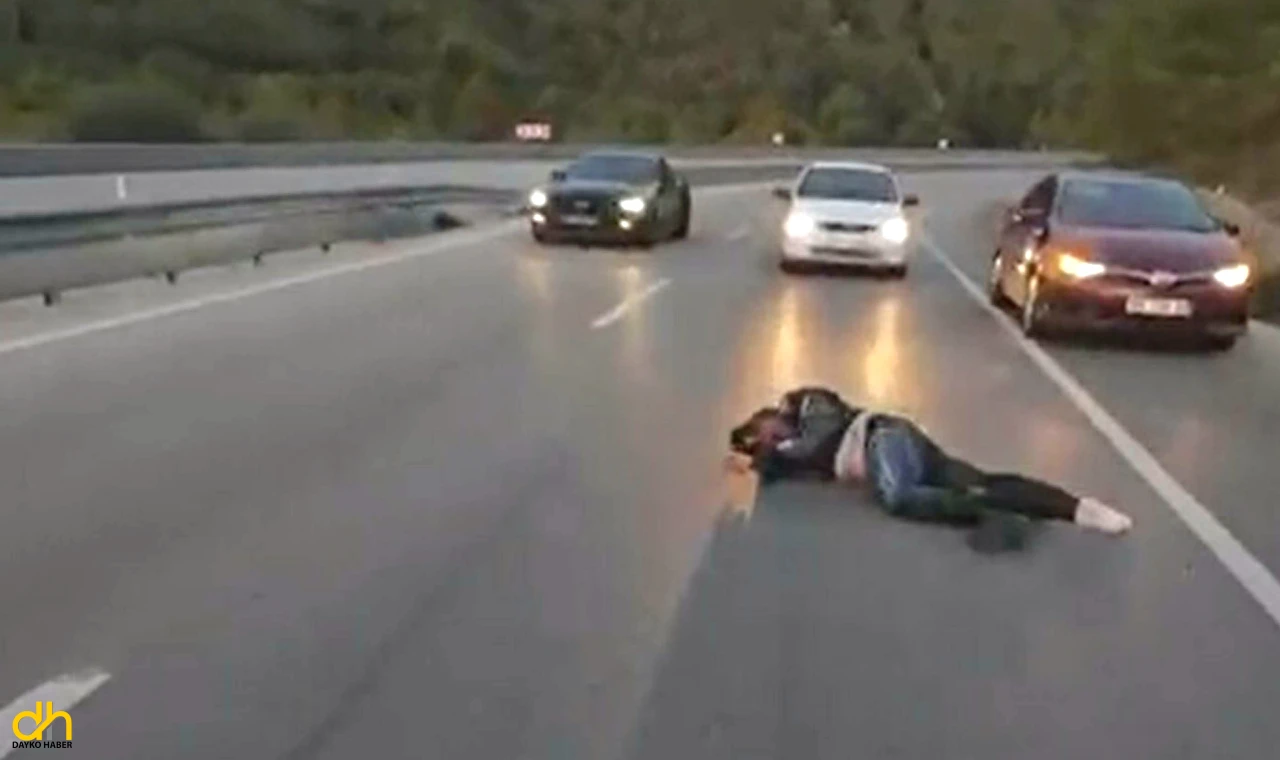 Bariyere çarpan motosiklet sürücüsü ağır yaralandı