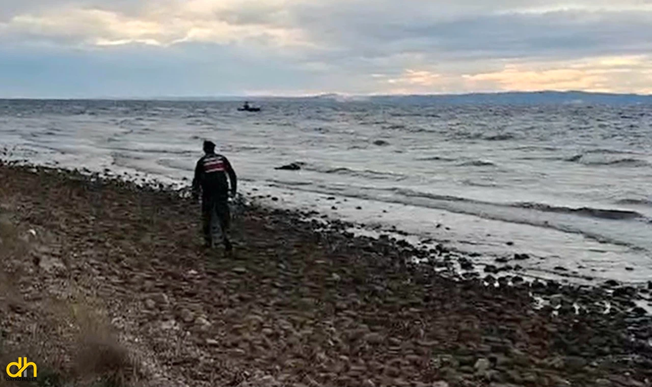 Çanakkale açıklarında tekne battı; 2 ölü, 1 kayıp