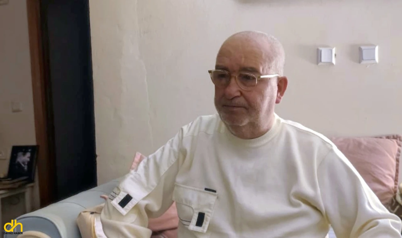 Kendi selasını okuttu