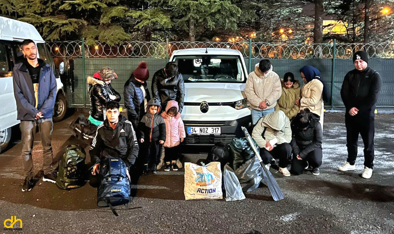 20 kaçak göçmen yakalandı, 5 organizatör tutuklandı