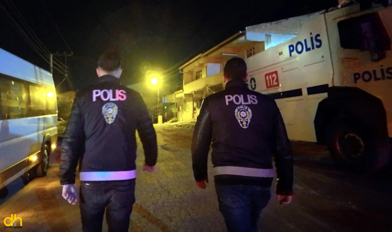 Asayiş olaylarıyla anılan mahalleye 700 polisle operasyon