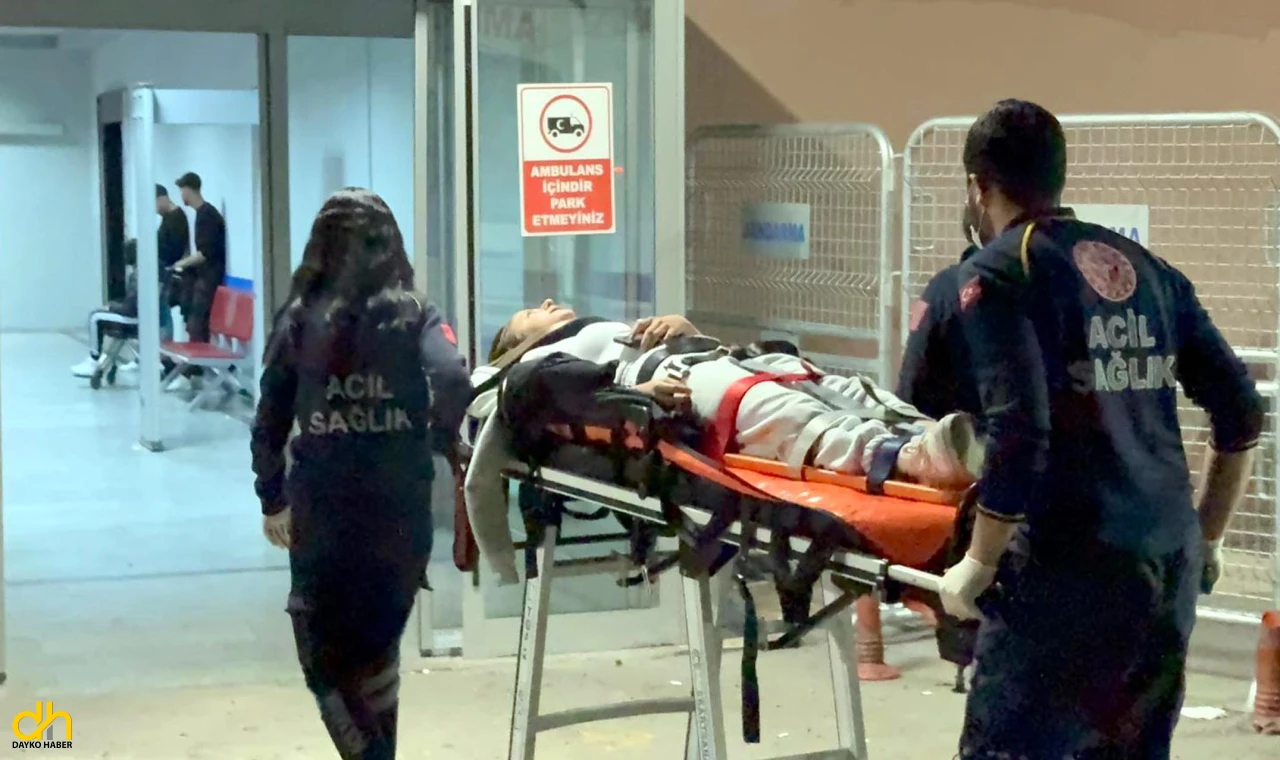 Motosiklet ile otomobil çarpıştı; 1 yaralı