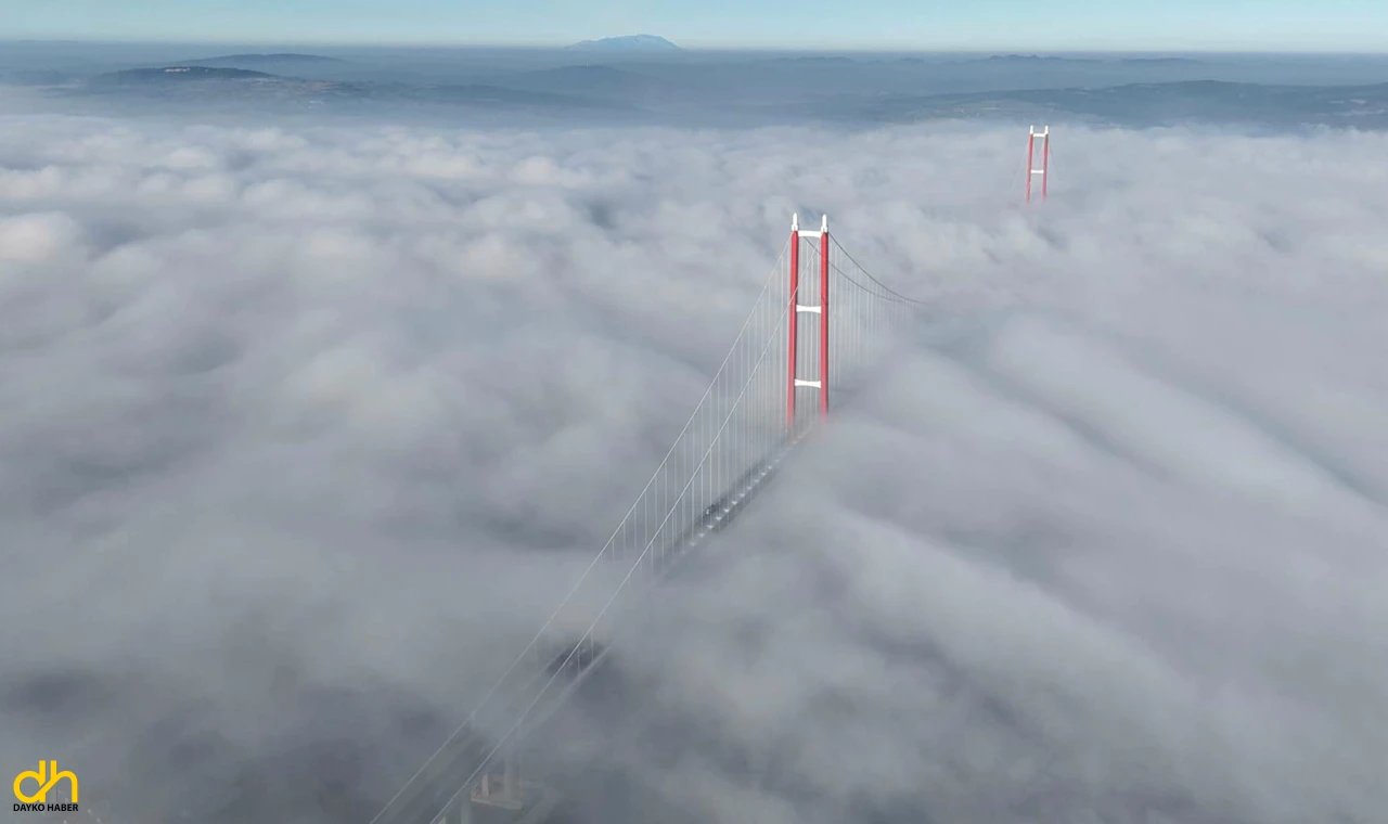 1915 Çanakkale Köprüsü siste kayboldu