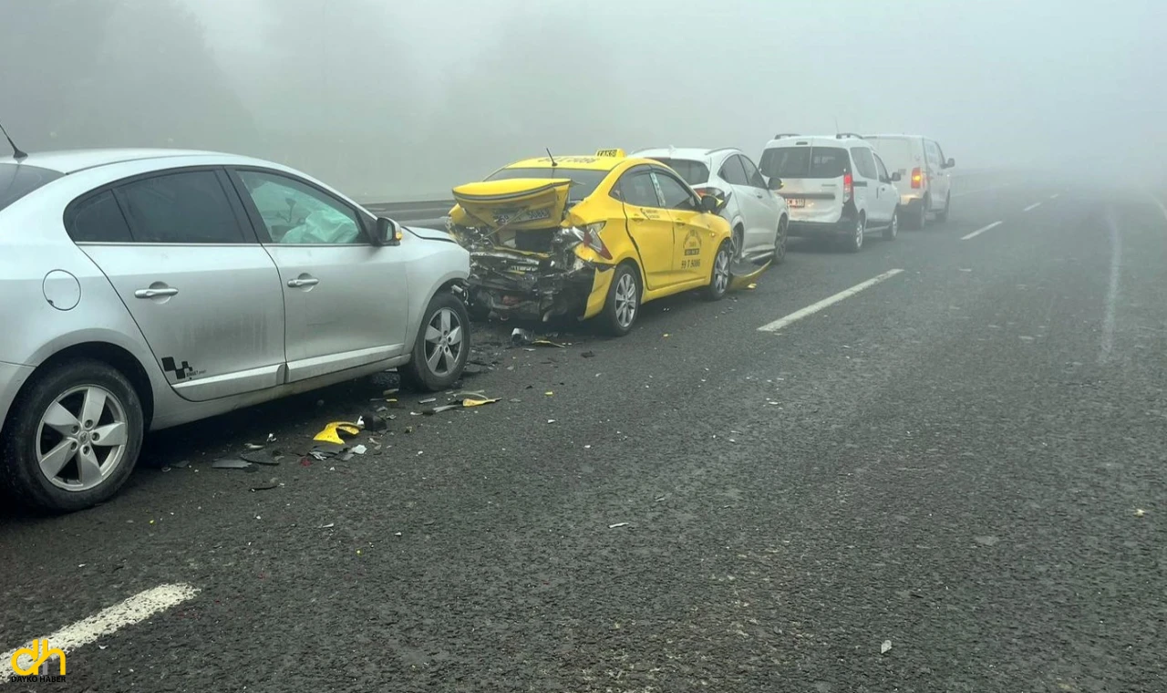5 aracın karıştığı zincirleme kazada 3 kişi yaralandı