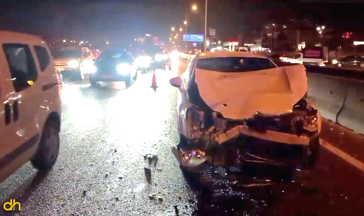 Çorlu’da, 5 araç zincirleme kazaya karıştı