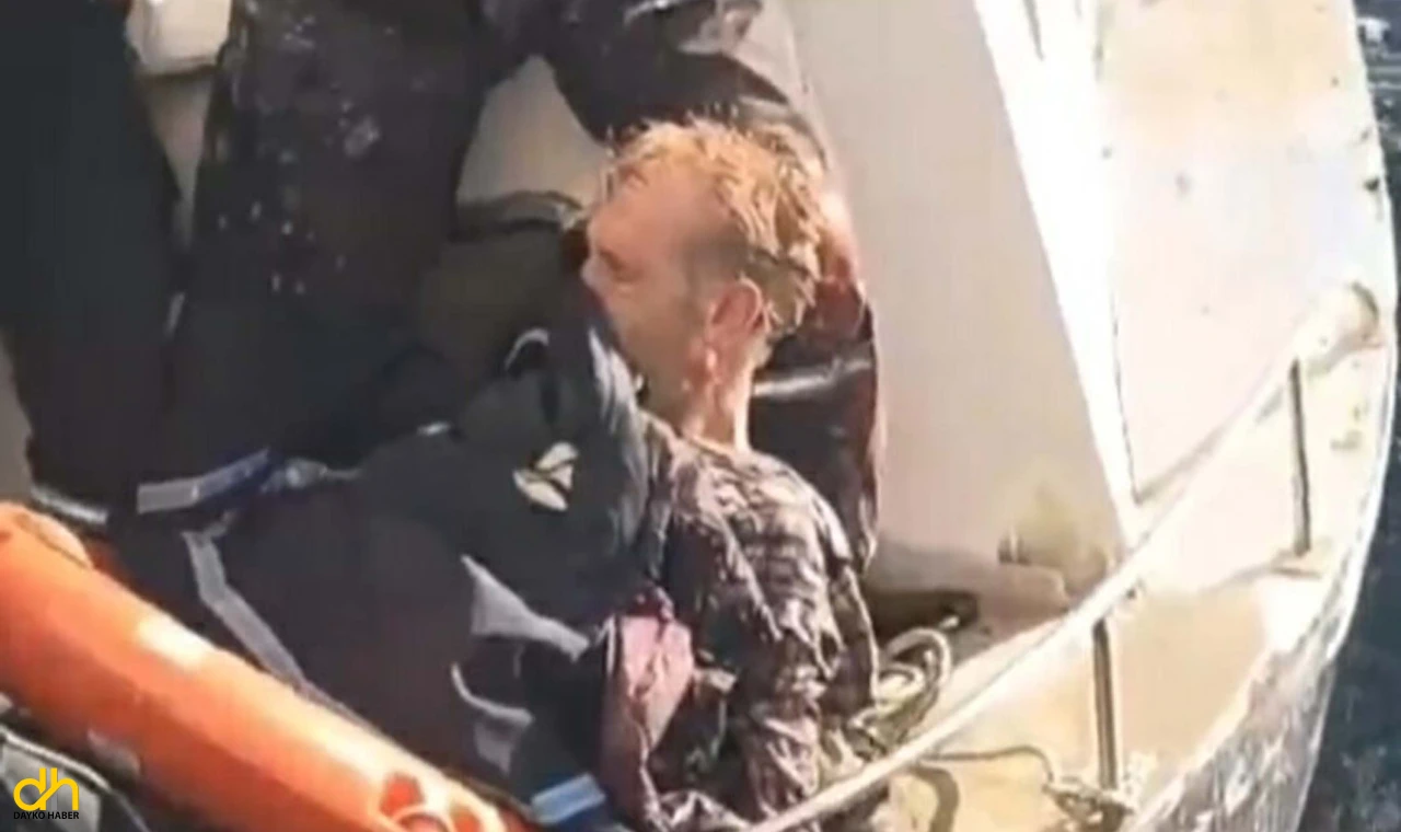 Feribottan atlayan vatandaş kurtarıldı