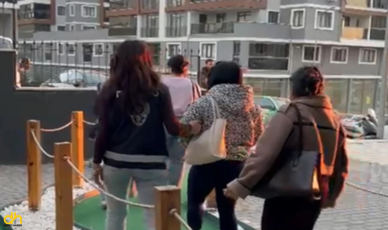 Masaj salonlarına fuhuş operasyonunda gizli bölmeler ve zil sistemi bulundu