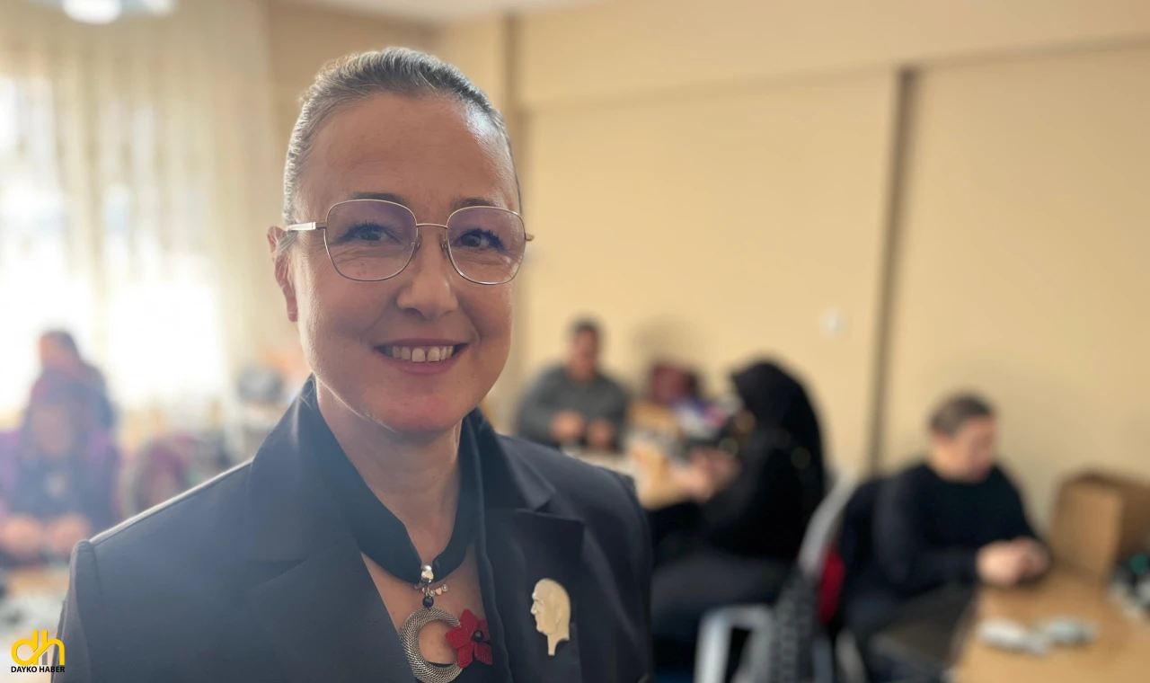 Muhtar, kadınlara üretim atölyesi kurdu, ek gelir kapısı açtı