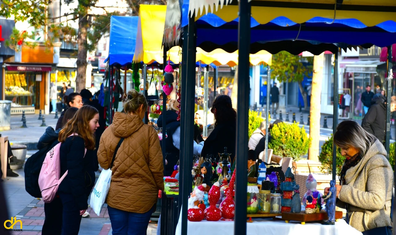 ‘Üreten Kadın Meydanı’ Zübeyde Hanım Parkı’nda