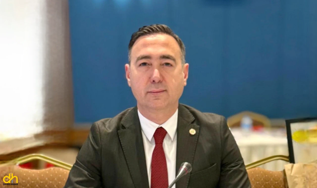 Başkan Gürcün: “Savunma sanık sandalyesinde değil, tarihin vicdanındadır”