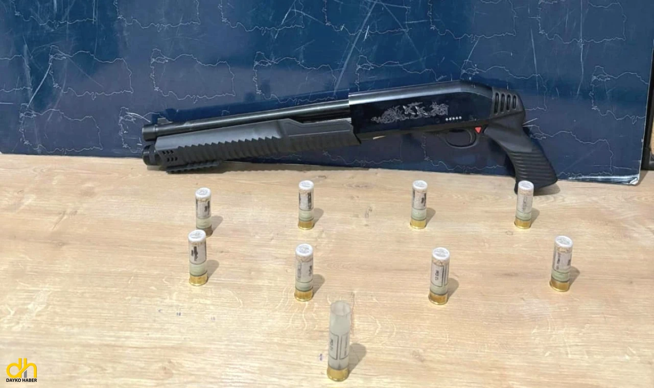 Üzerindeki pompalı tüfekle yakalandı