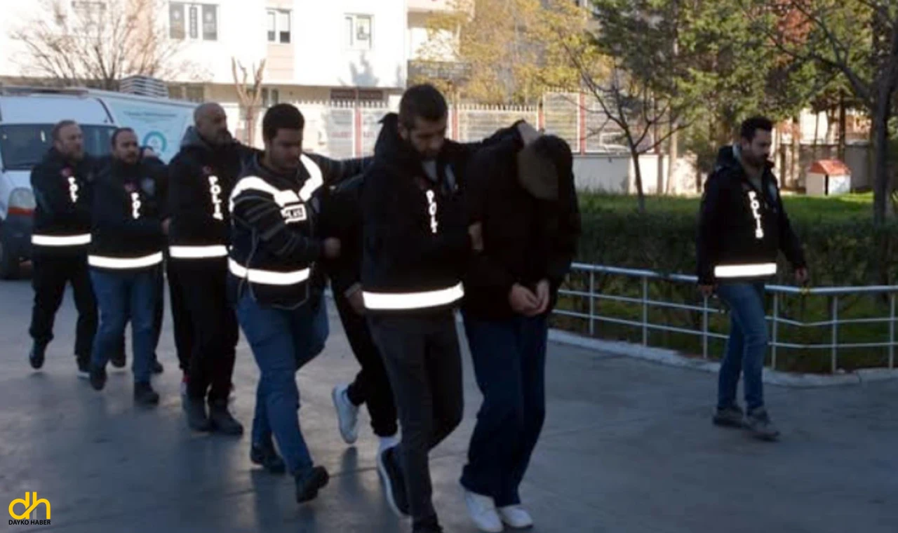 Yağma ve gasp iddiasıyla 7 tutuklama