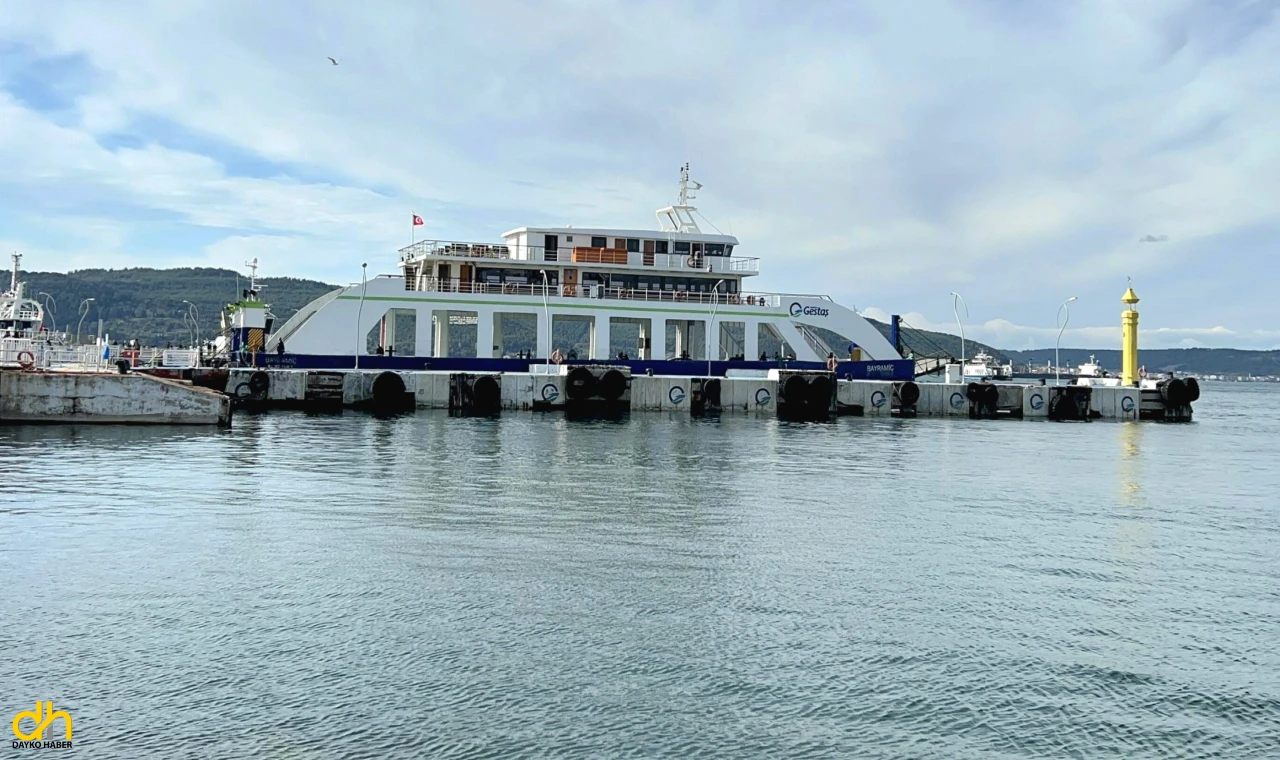 Bozcaada ve Gökçeada’da feribot seferleri iptal edildi