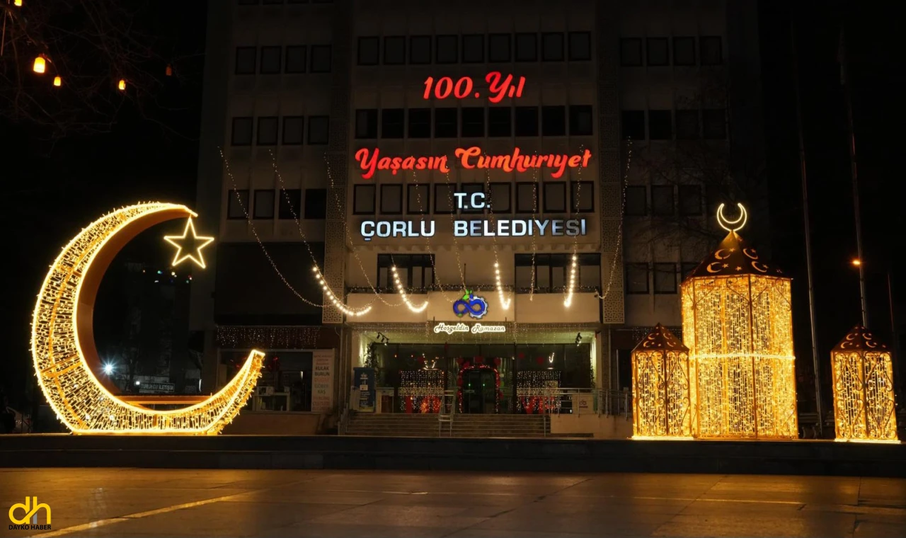 Çorlu, ramazanın manevi ışığıyla aydınlanıyor