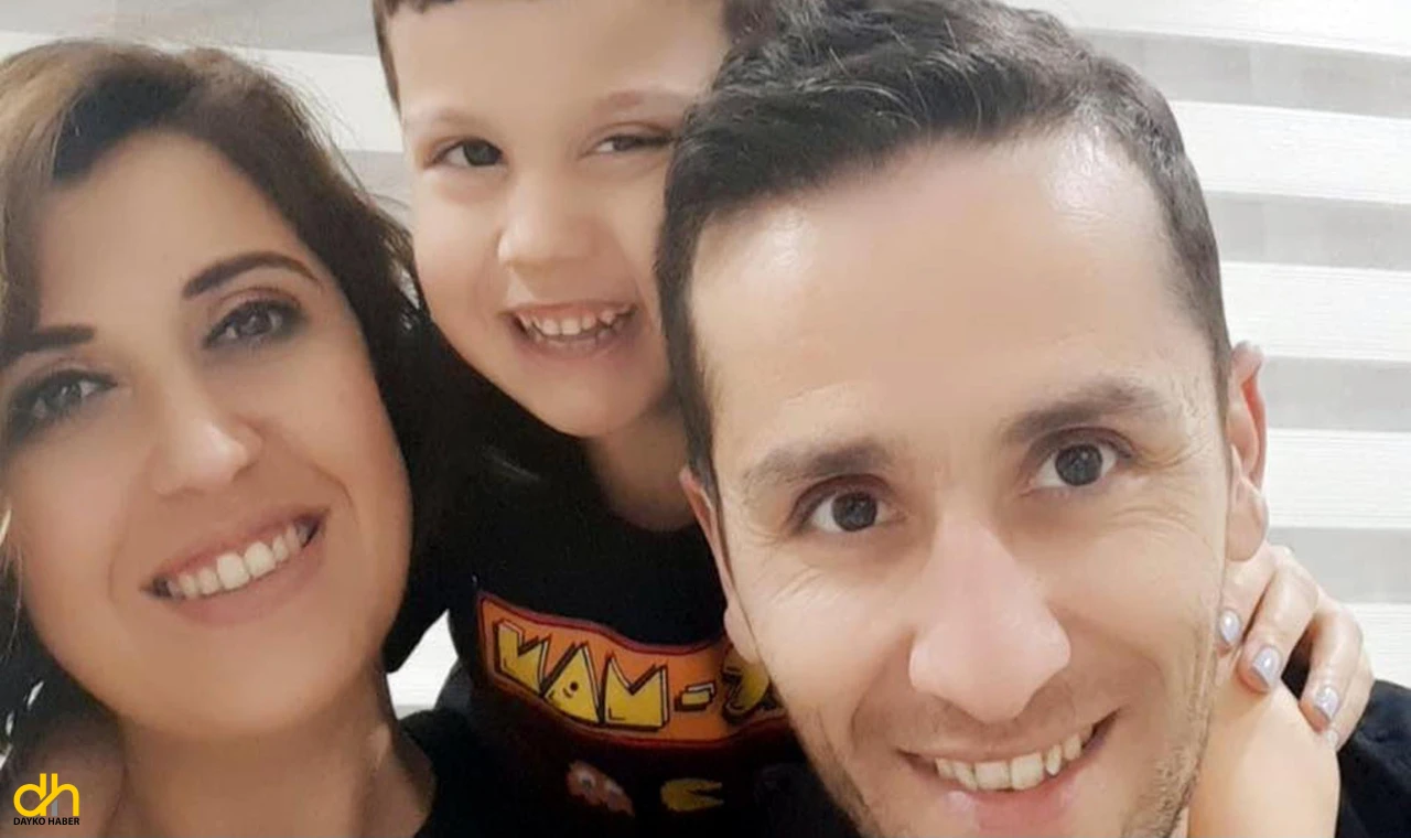 Eşi ve oğlunu öldüren zanlı, kanla, ‘Beni affedin’ yazmış