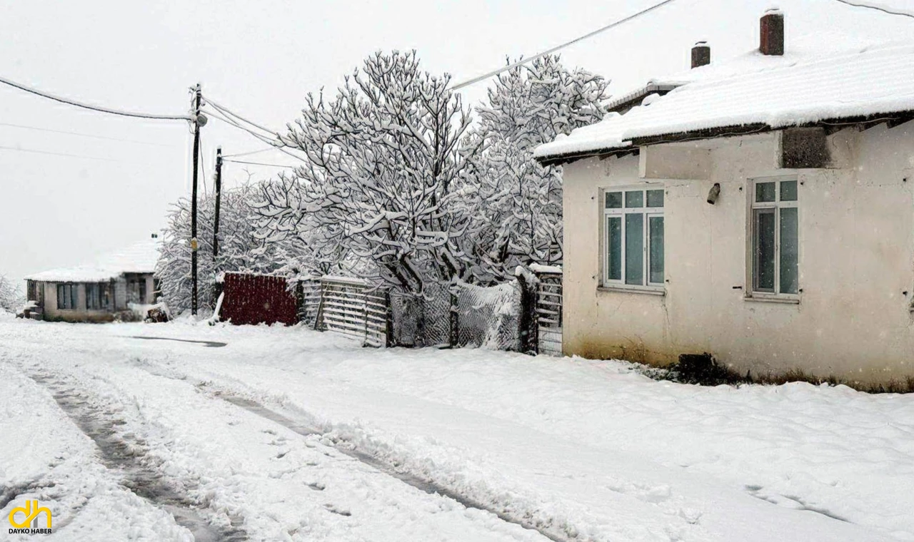 Tekirdağ’ın yüksek kesimleri beyaza büründü