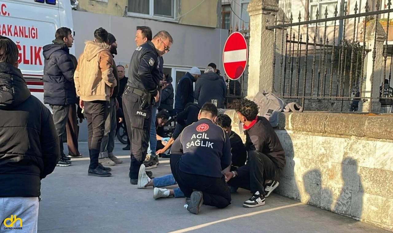 Bıçaklı kavgada 2’si ağır 3 kişi yaralandı