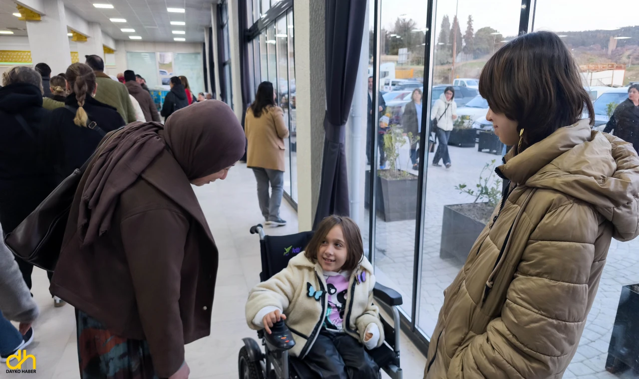 SMA’lı Melek’e destek için iftarda bir araya geldiler