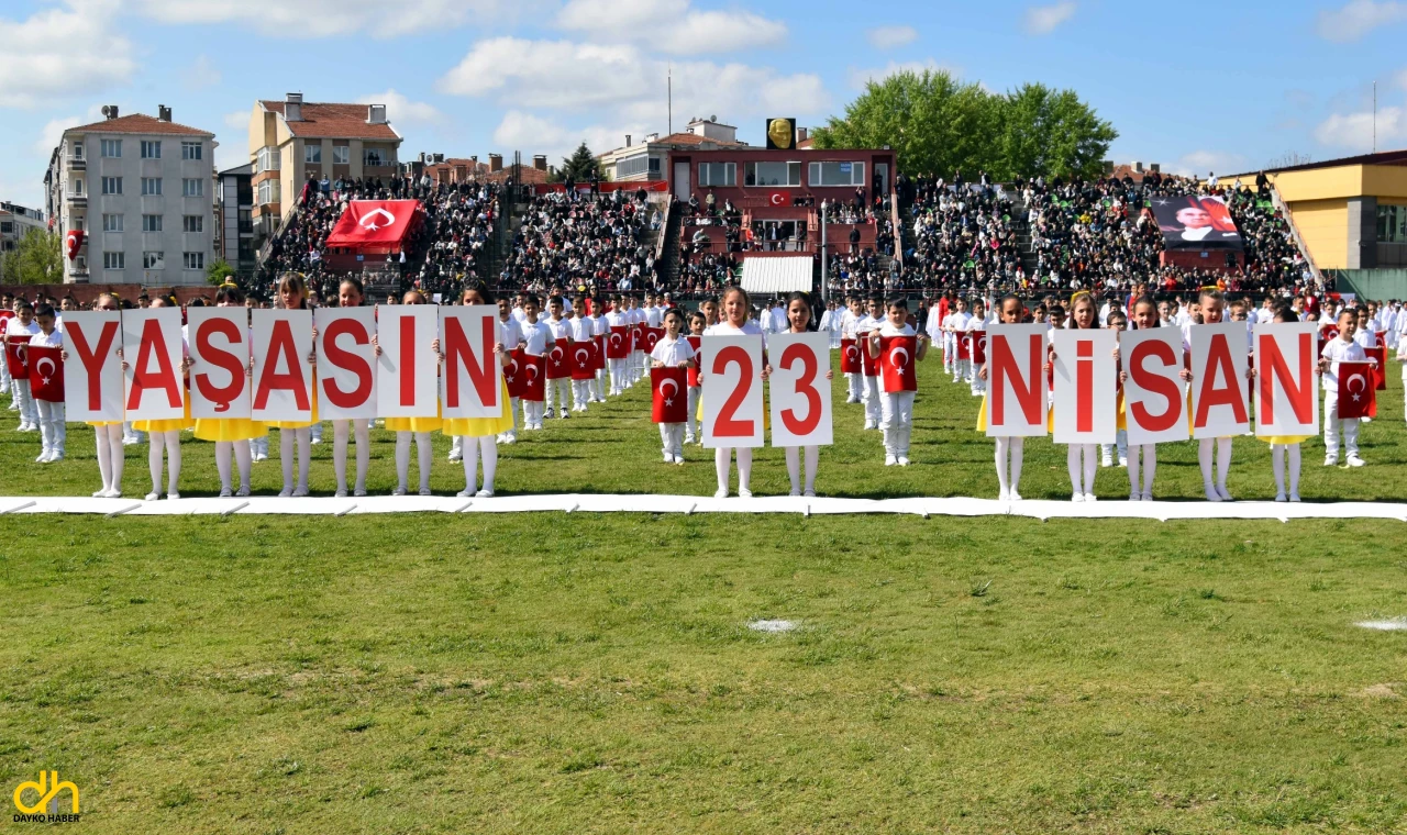 23 Nisan törenlerle kutlandı