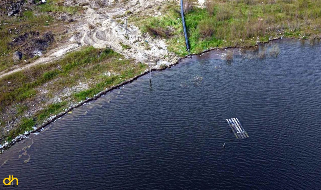Gölete yüzer terfi istasyonu kuruldu