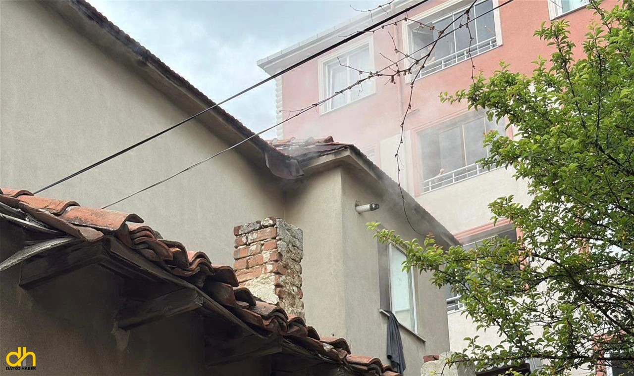 3 katlı binada çıkan yangın büyümeden söndürüldü