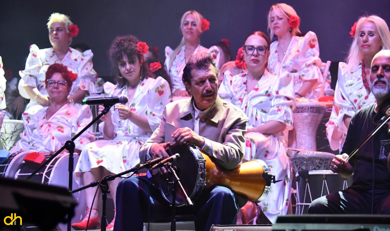 Festivalin ilk gününde Burhan Öçal rüzgârı esti