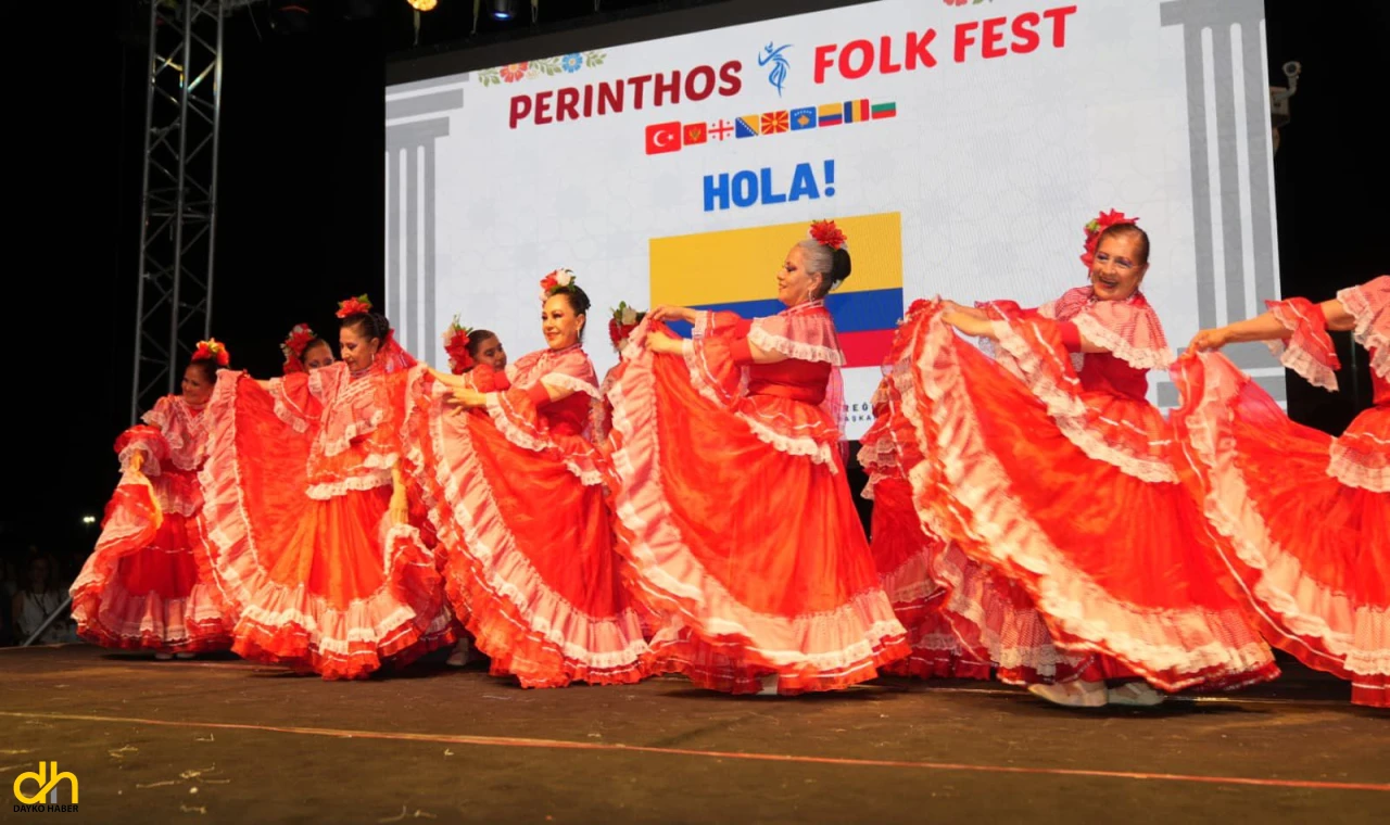 Marmaraereğlisi, Perinthos FolkFest ile dünya kültürlerini bir araya getirdi