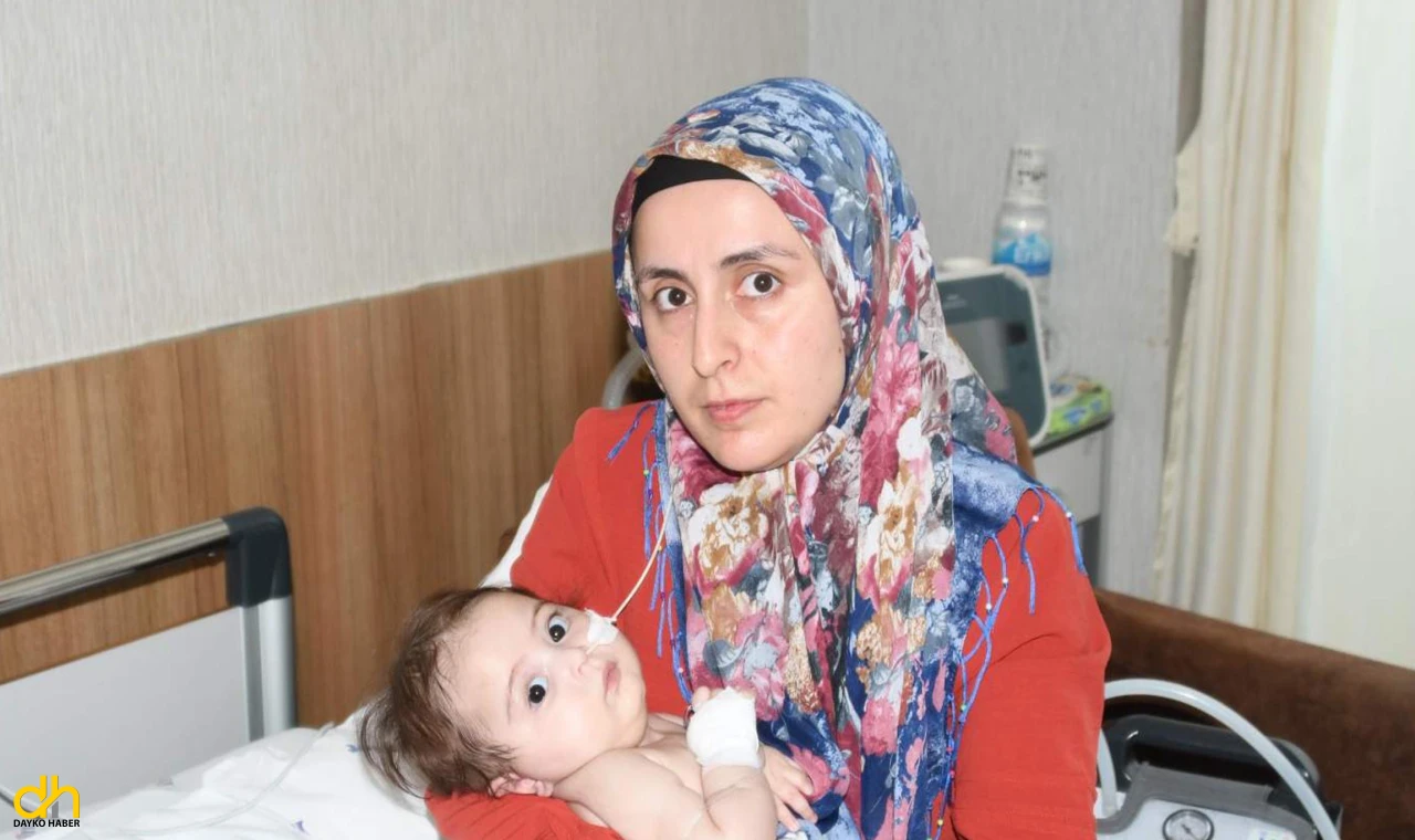 SMA’lı Afra’nın annesi: “Hastalık kampanyadan daha hızlı ilerliyor”