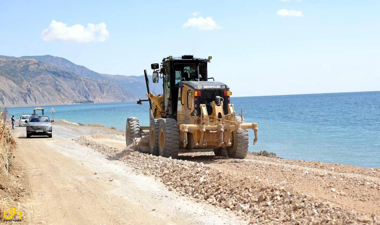 Uçmakdere-Şarköy yolu etap etap yenileniyor