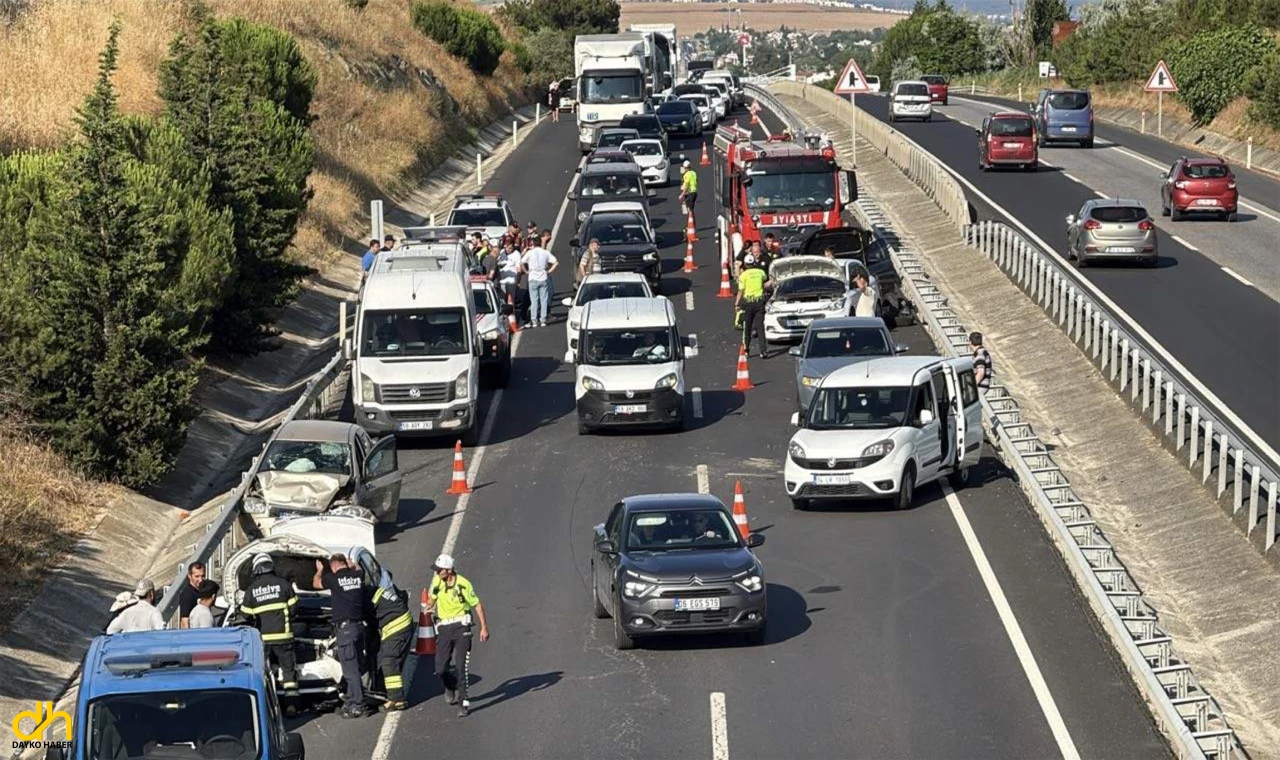 Zincirleme kazaya 7 araç karıştı