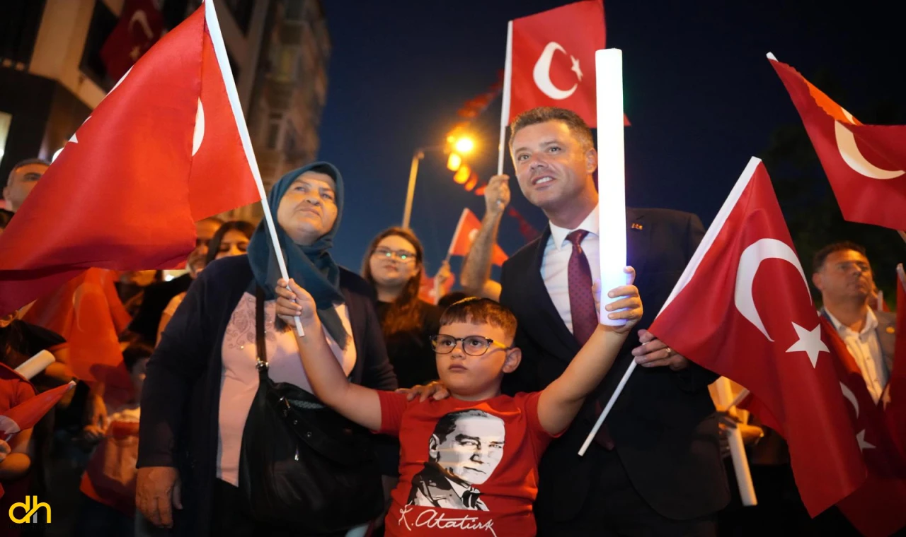 Festival coşkusu, Zafer Bayramı coşkusuyla birleşti