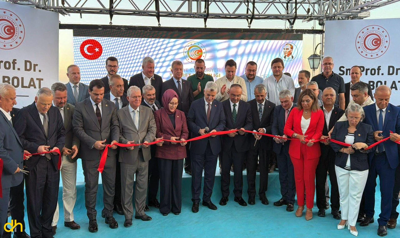 Bakan Bolat, Tarım, Sanayi, Hayvancılık ve Teknolojileri Fuarına katıldı