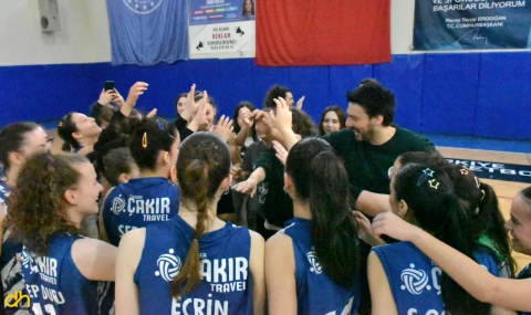 ÇBSK 4’te 4 Yaparak Türkiye Şampiyonası Yarı Finallerine Uzandı